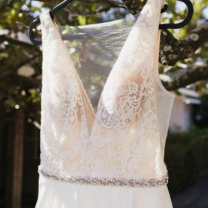 Portland Gown by Jenny Yoo Wedding Dress Lace, A-Line, Size 0, Ivory